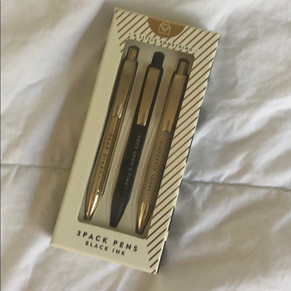 Black ink pens